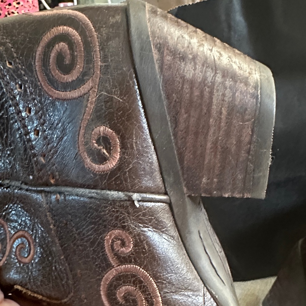 Elegant Dark Brown Embroidered Heeled Boots - Picture 3 of 5